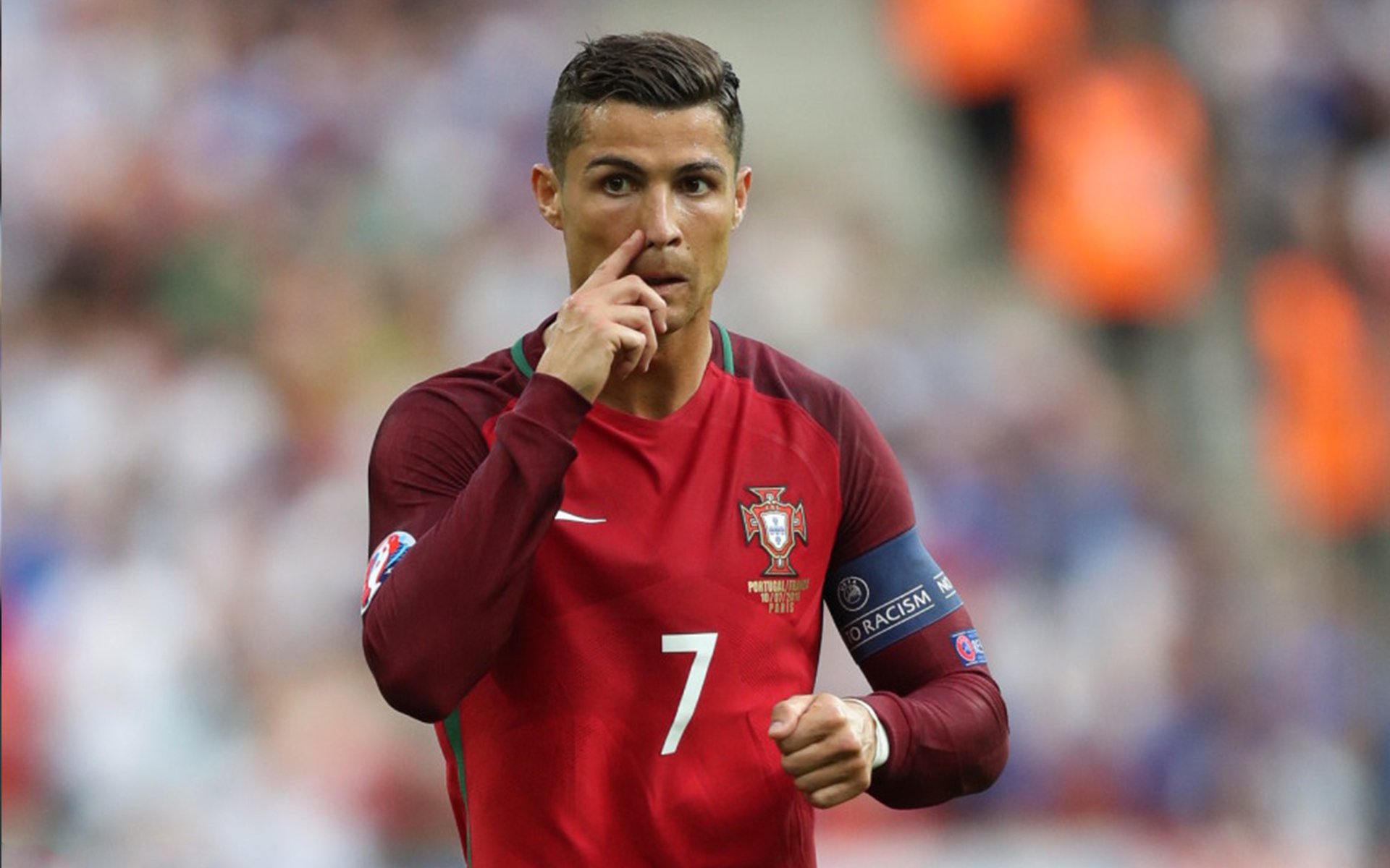 冷热交织，当奥地利爆冷轻取日本，樊振东正用球拍点燃赛场