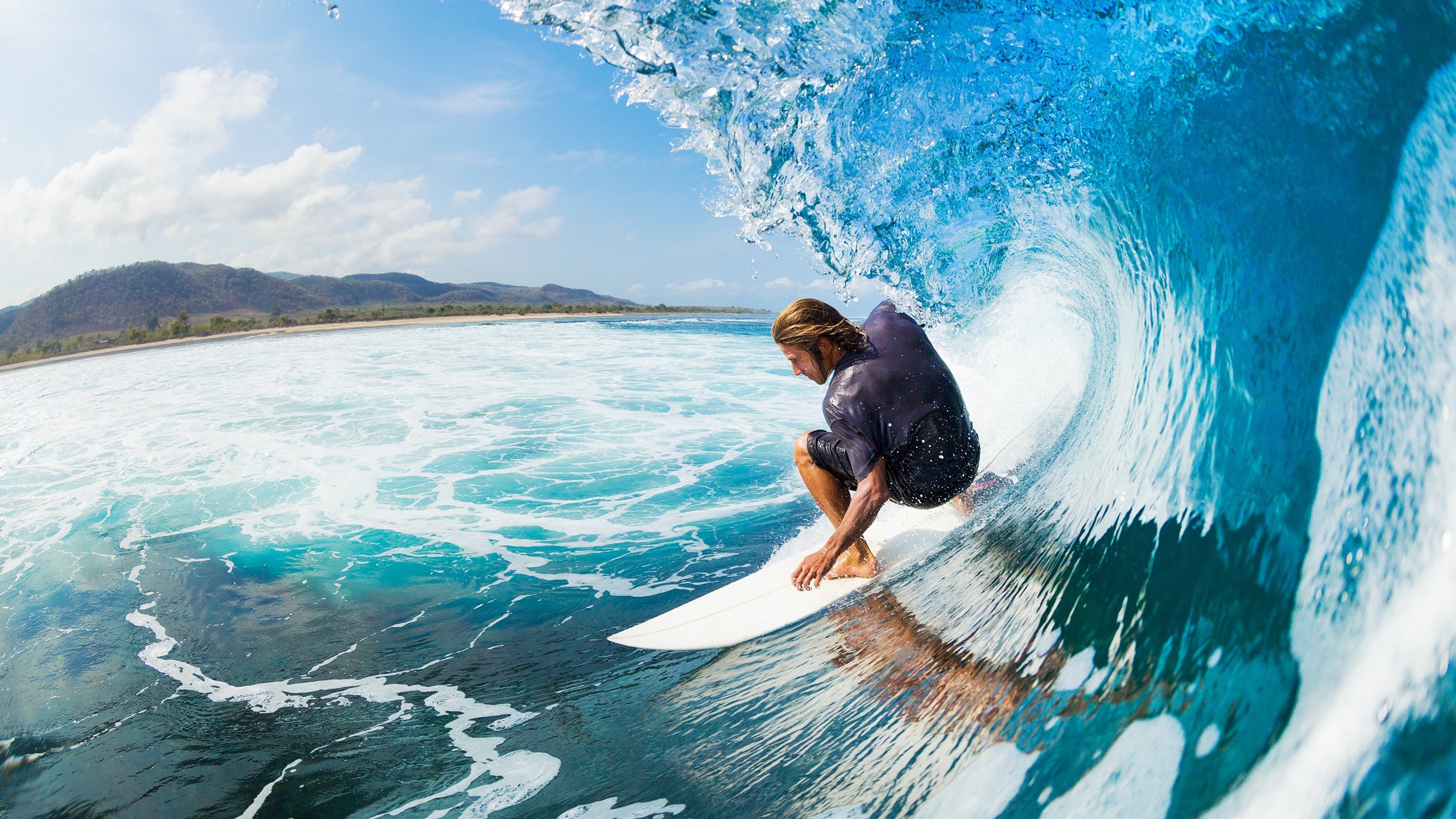 刀尖上的胜利，皮亚斯特里在围剿中为迈凯伦抢下险胜